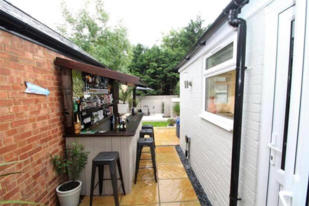 The Villas, Newly Refurbished Modern Home - Free Parking, Prime, Netflix Buckingham Dış mekan fotoğraf