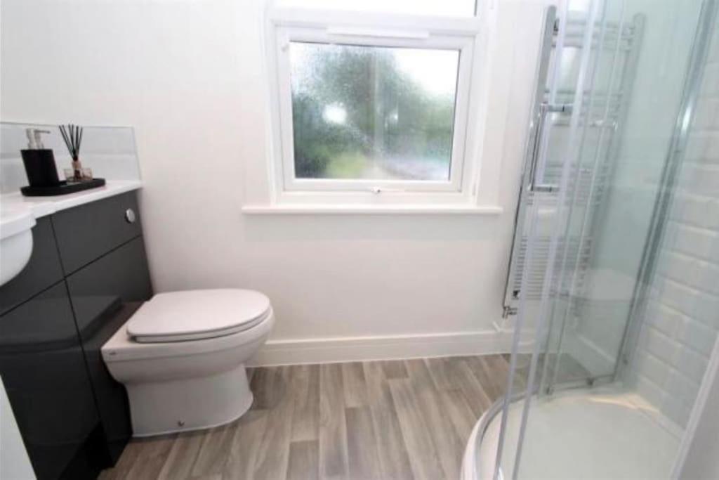 The Villas, Newly Refurbished Modern Home - Free Parking, Prime, Netflix Buckingham Dış mekan fotoğraf