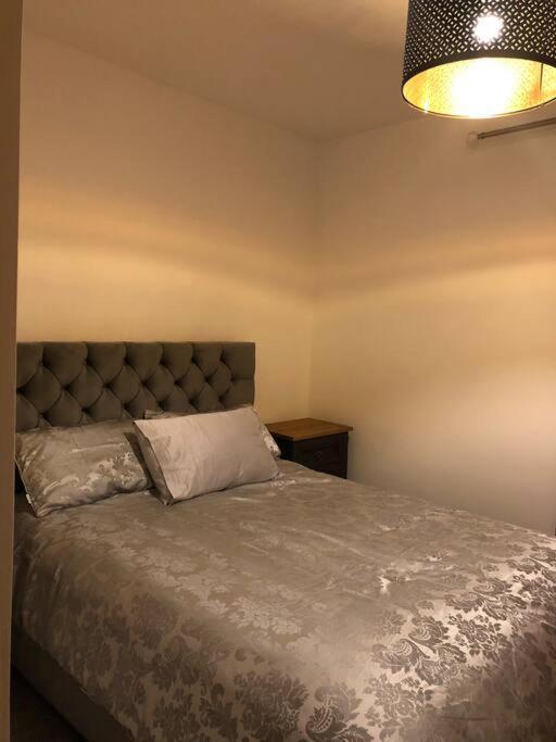 The Villas, Newly Refurbished Modern Home - Free Parking, Prime, Netflix Buckingham Dış mekan fotoğraf